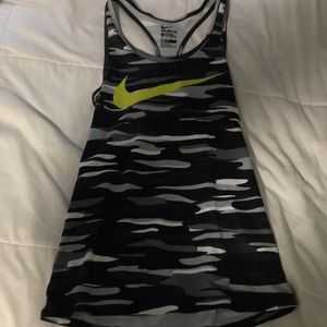 Nike workout tank